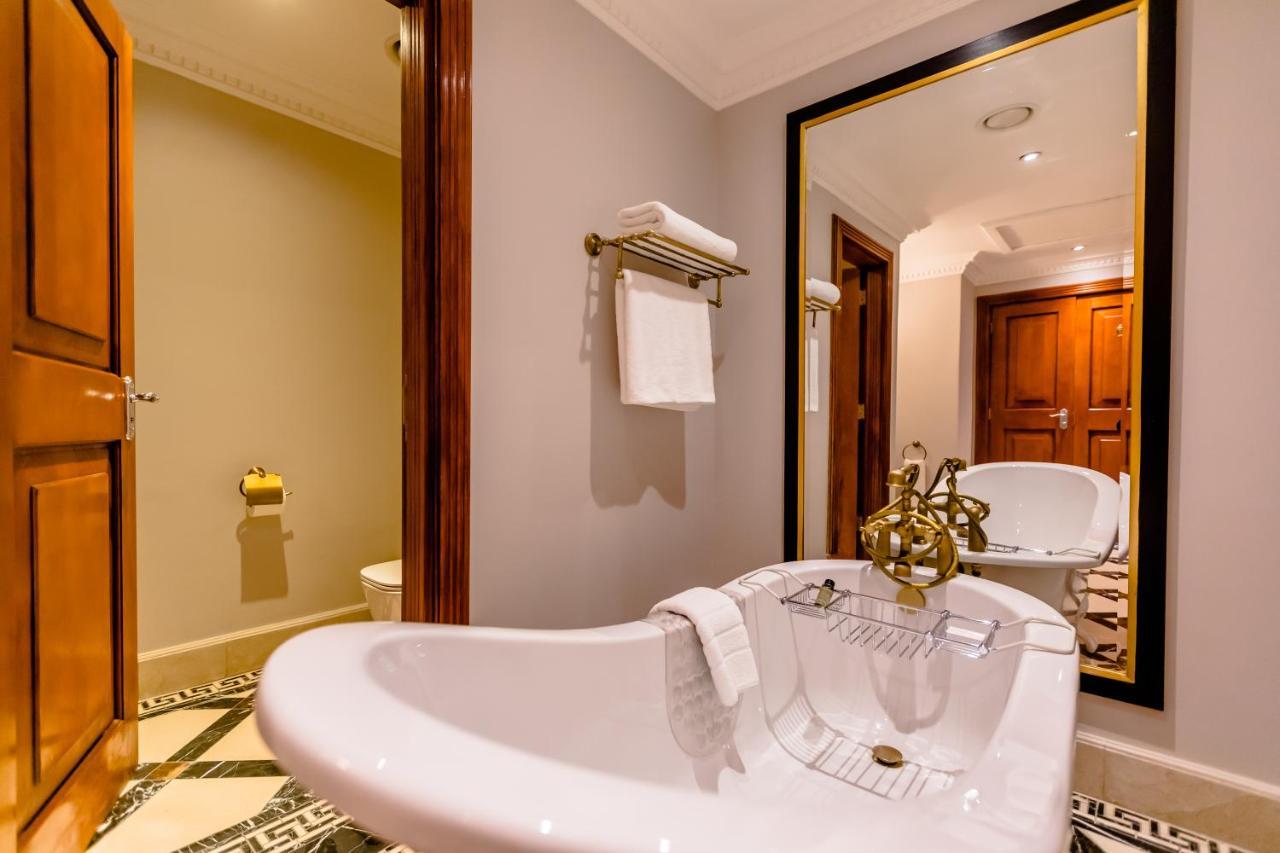 Gold Reef City Hotel Йоханнесбург Экстерьер фото